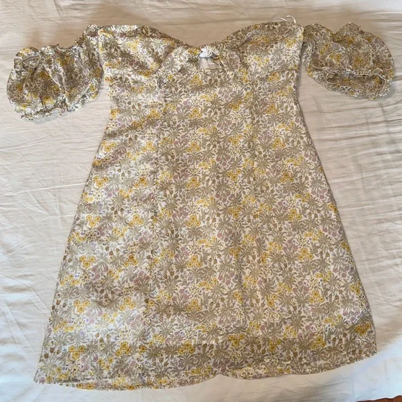 Emory Park Floral Off The Shoulder Front Tie Dress